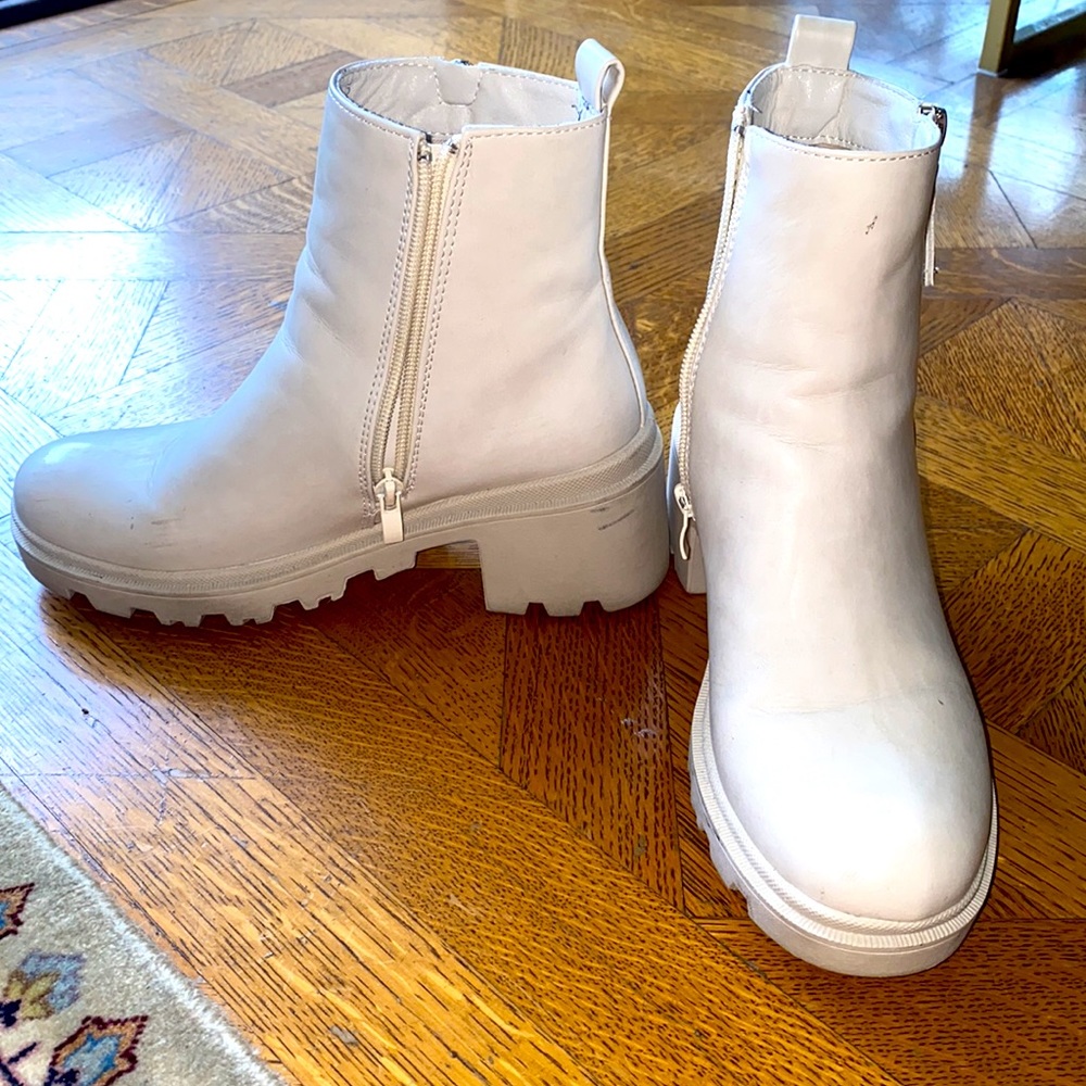 White ankle boot